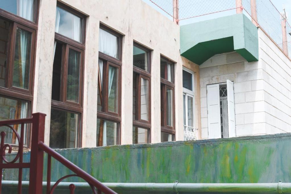Damask Rose, Lebanese Guest House Jounieh Extérieur photo