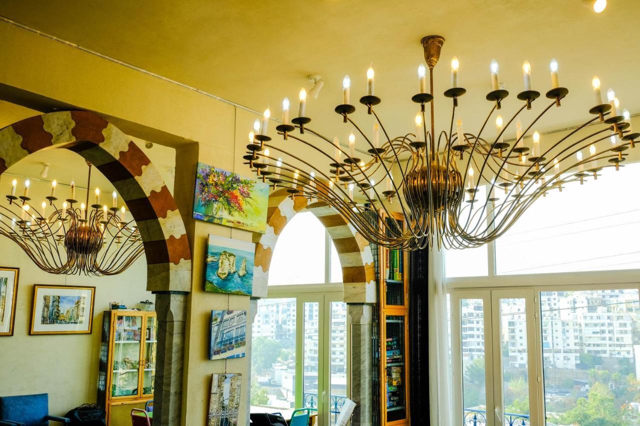 Damask Rose, Lebanese Guest House Jounieh Extérieur photo